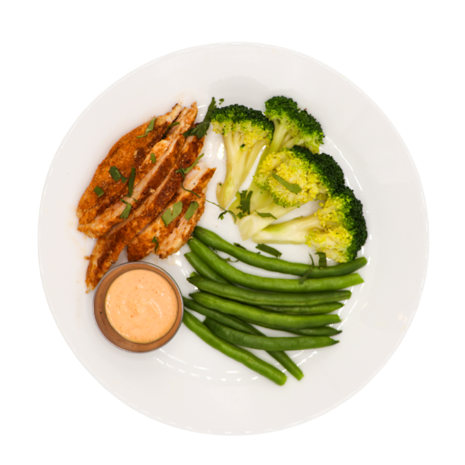 Tandoori chicken with double vegetables and thousand island sauce – low-carb, high-protein meal prep PEI & NB